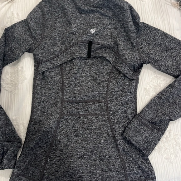 Lululemon Jacket - Picture 4 of 5